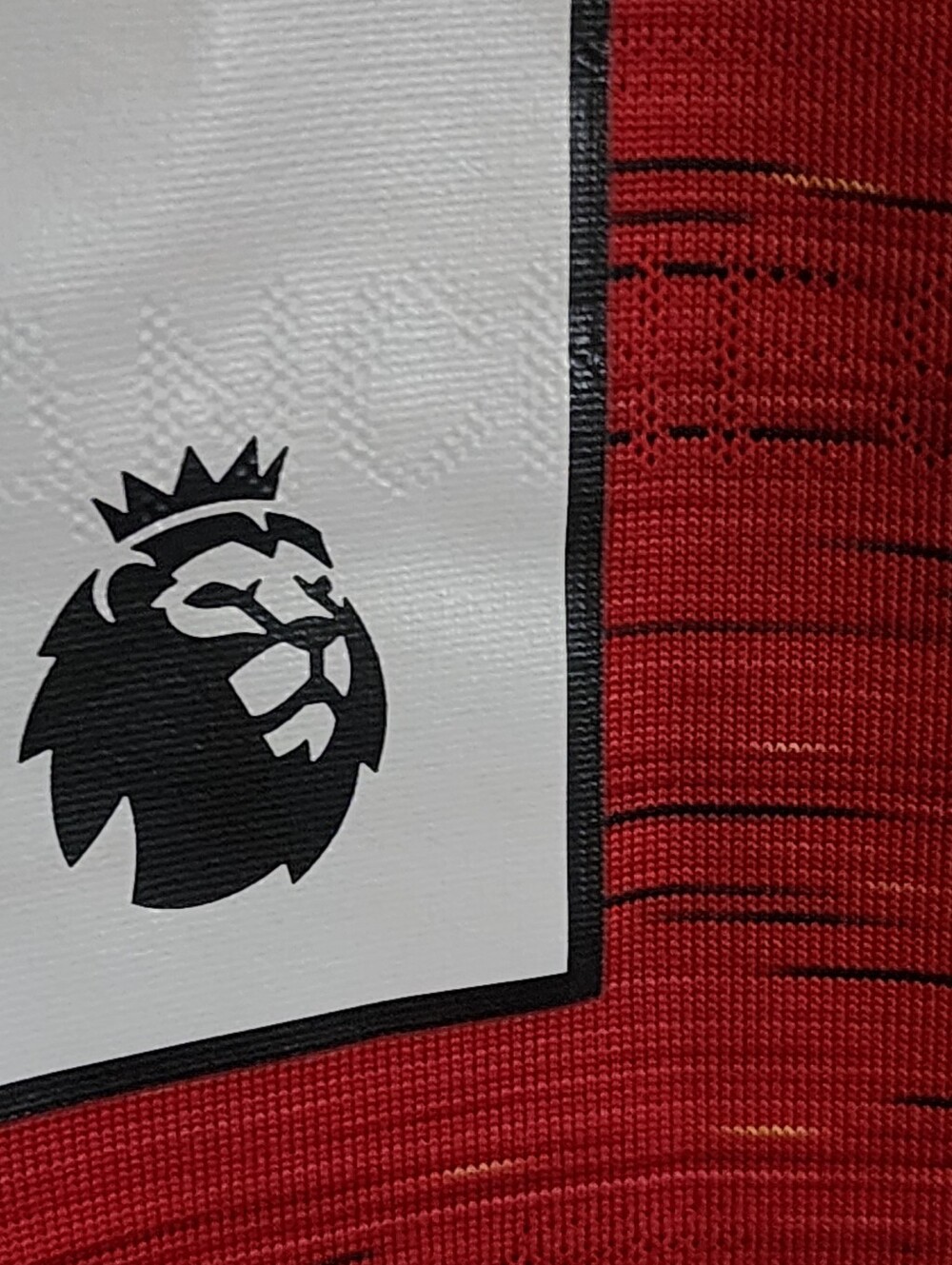 adidas Red Manchester United Home Football Jersey - Picture 4 of 9